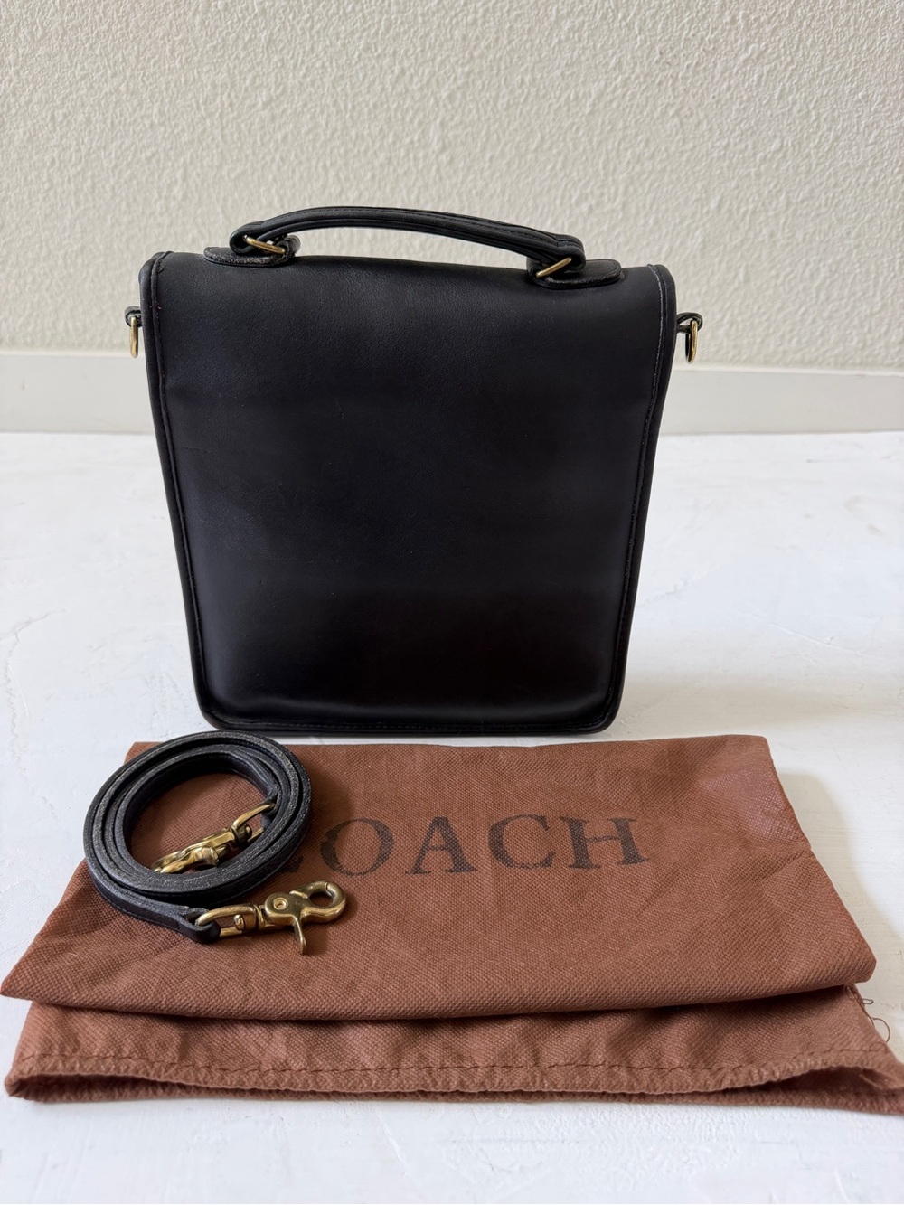 Vintage Coach Black Station Crossbody Top Satchel Bag With Dust Bag - Picture 2 of 12